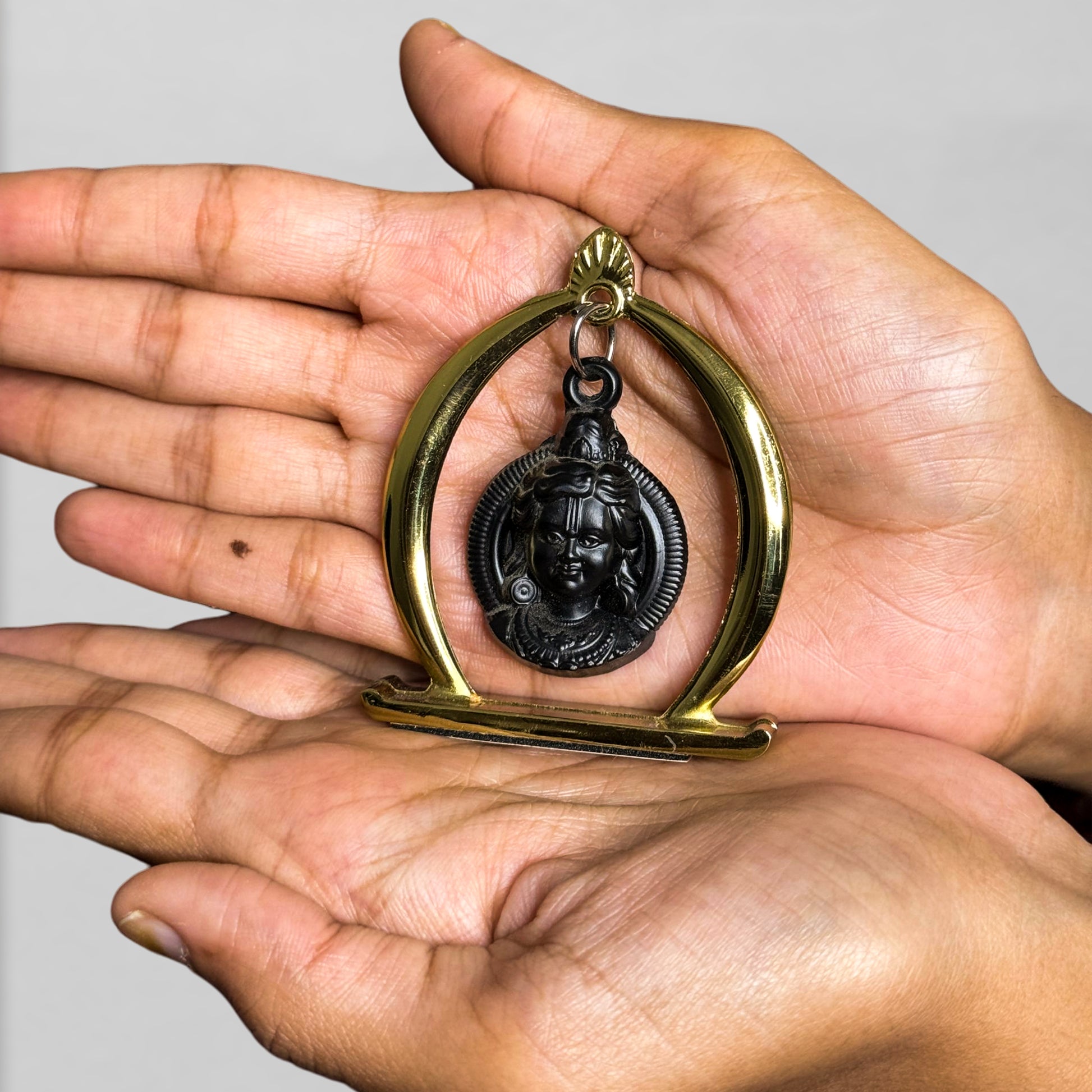 Gold Black - Additional Image 4