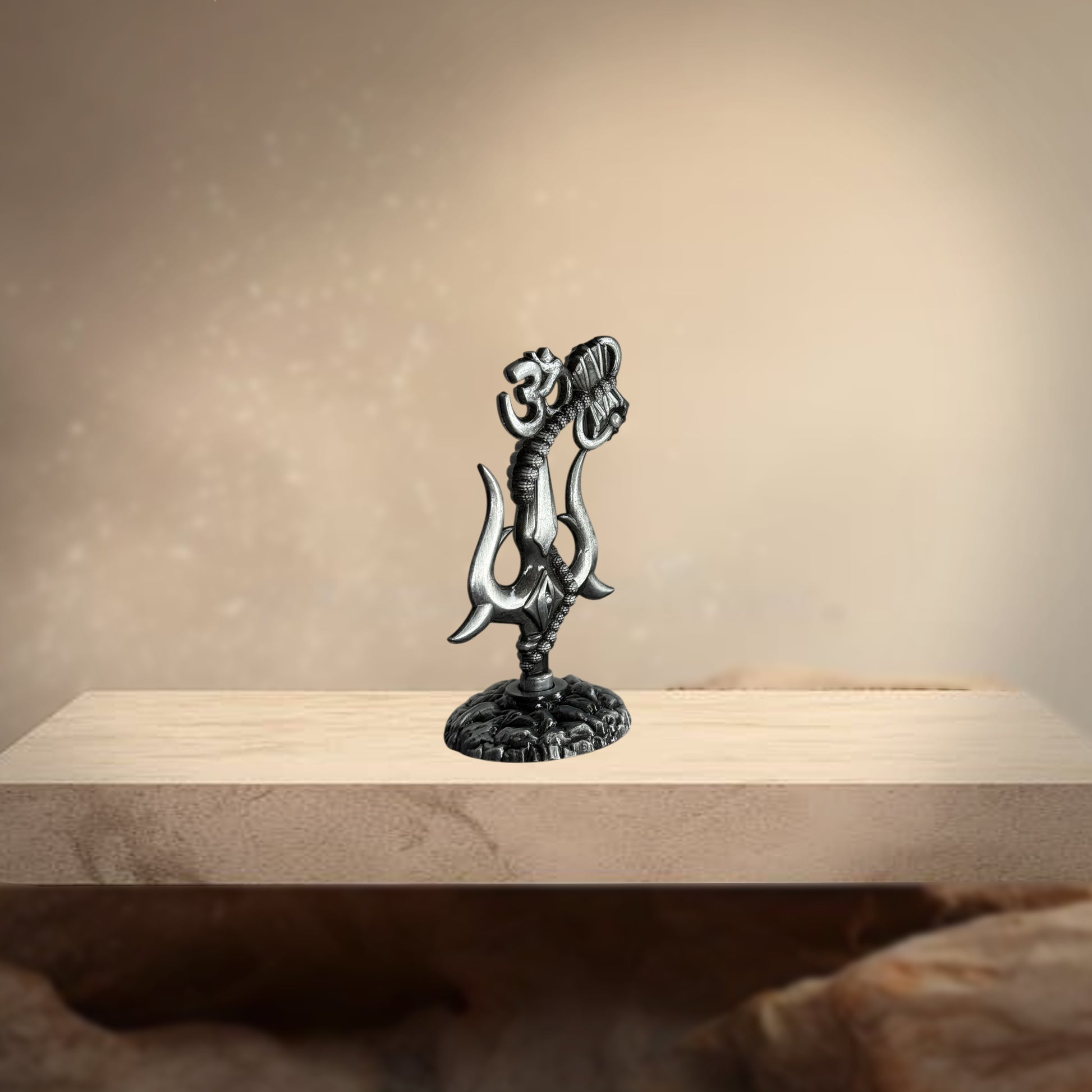 Silver - Additional Image 2